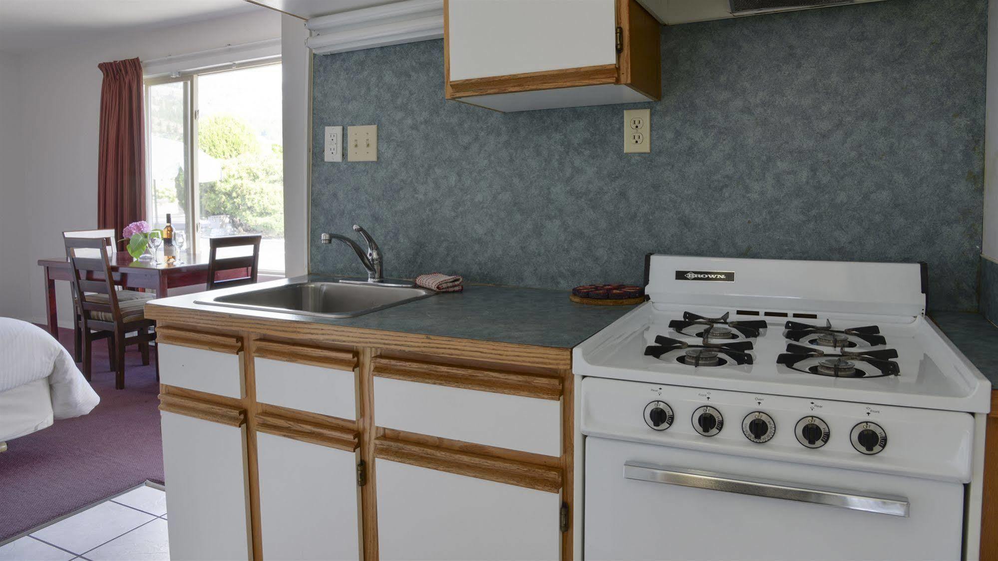 Valley Star Motel 2*